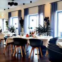 Peolauad kuni 8 inimesele Ristna sadamas Ristna sadam peolauad 8 inimesele üritusel mere ääres